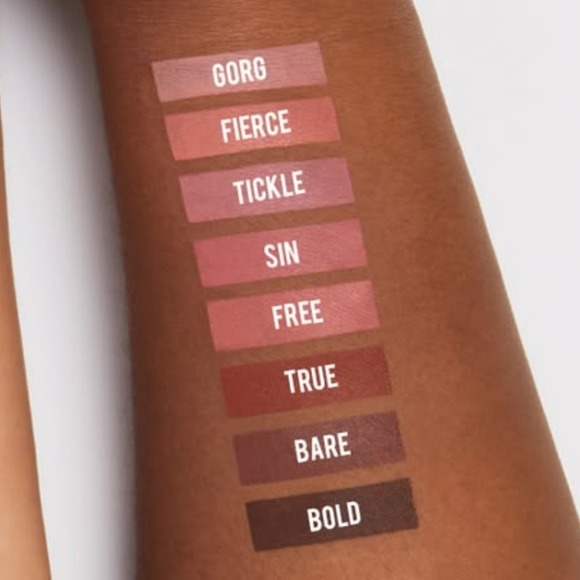 LIPSTICK BUNDLE - Picture 6 of 6